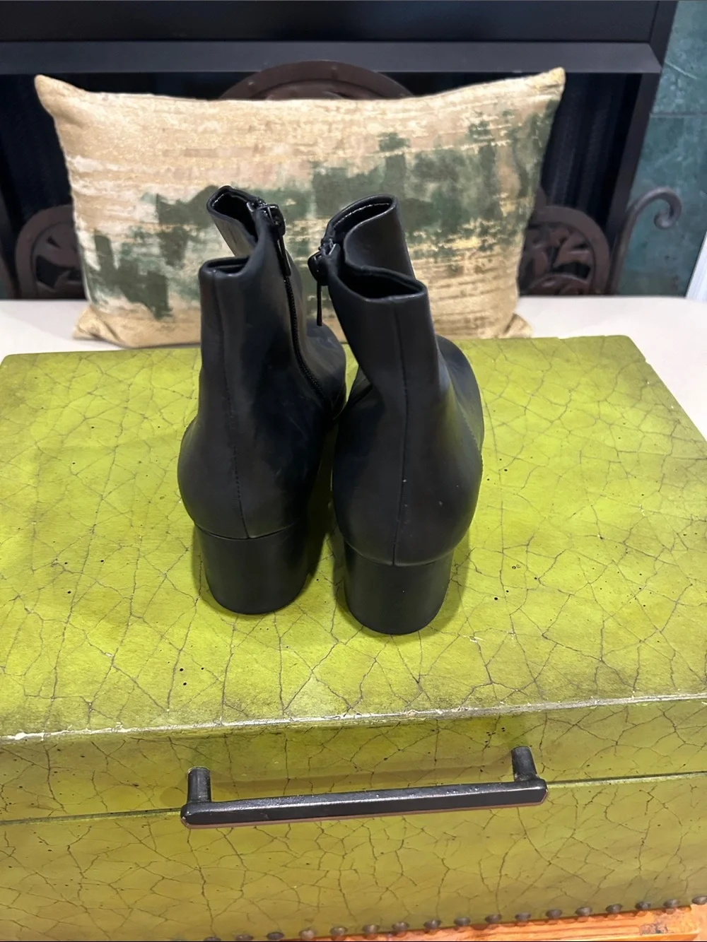 Via Spiga  Black Leather Ankle Boots